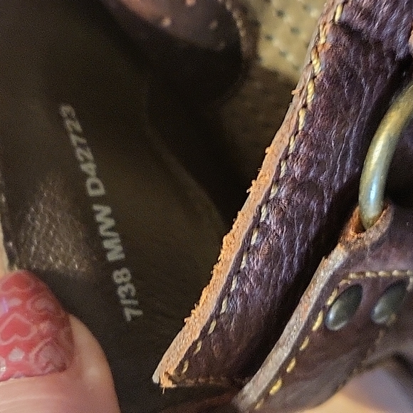 BORN Leather clogs sz 7 never worn - Picture 6 of 7